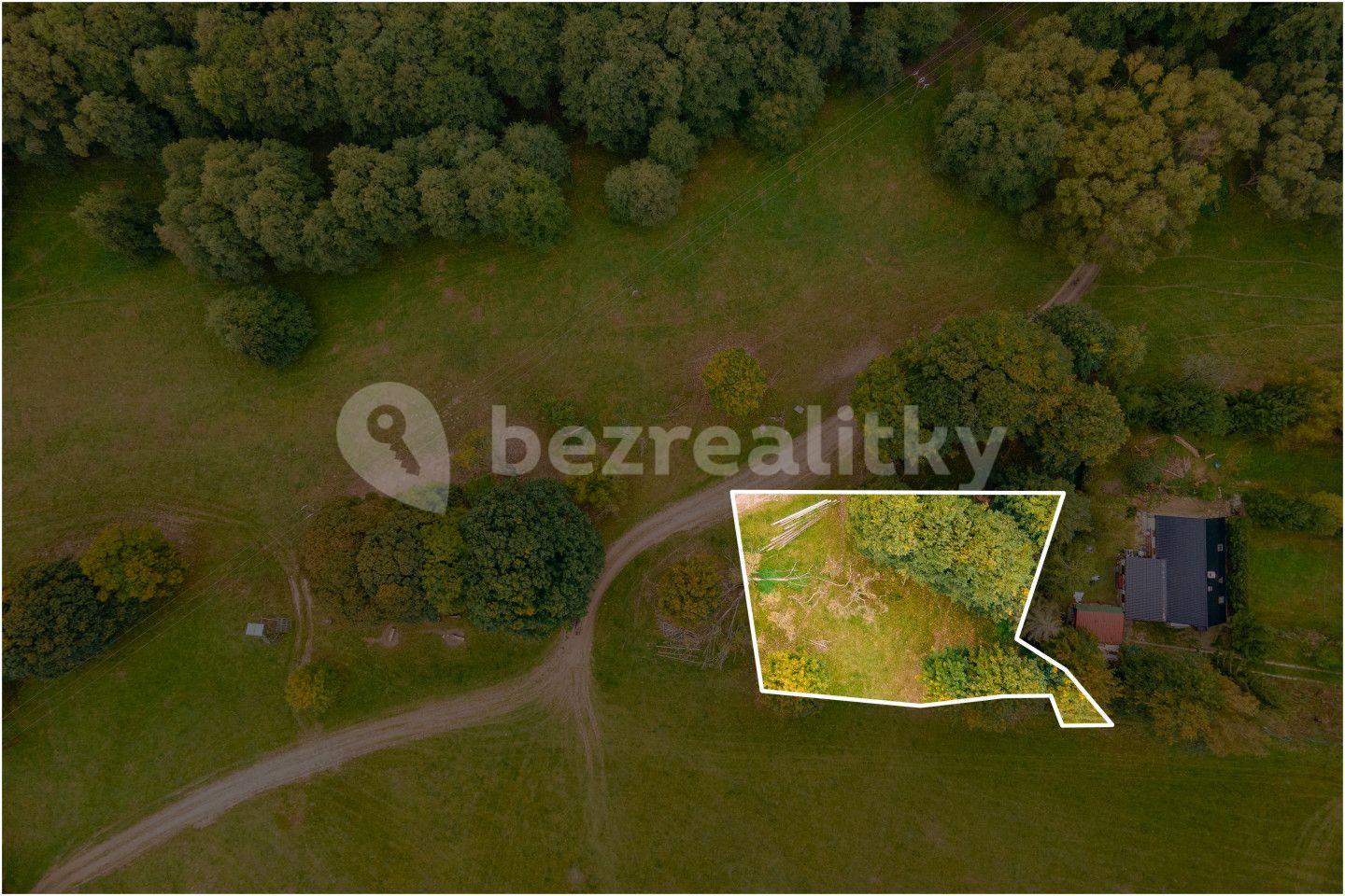 Predaj pozemku 1.899 m², Luby, Karlovarský kraj