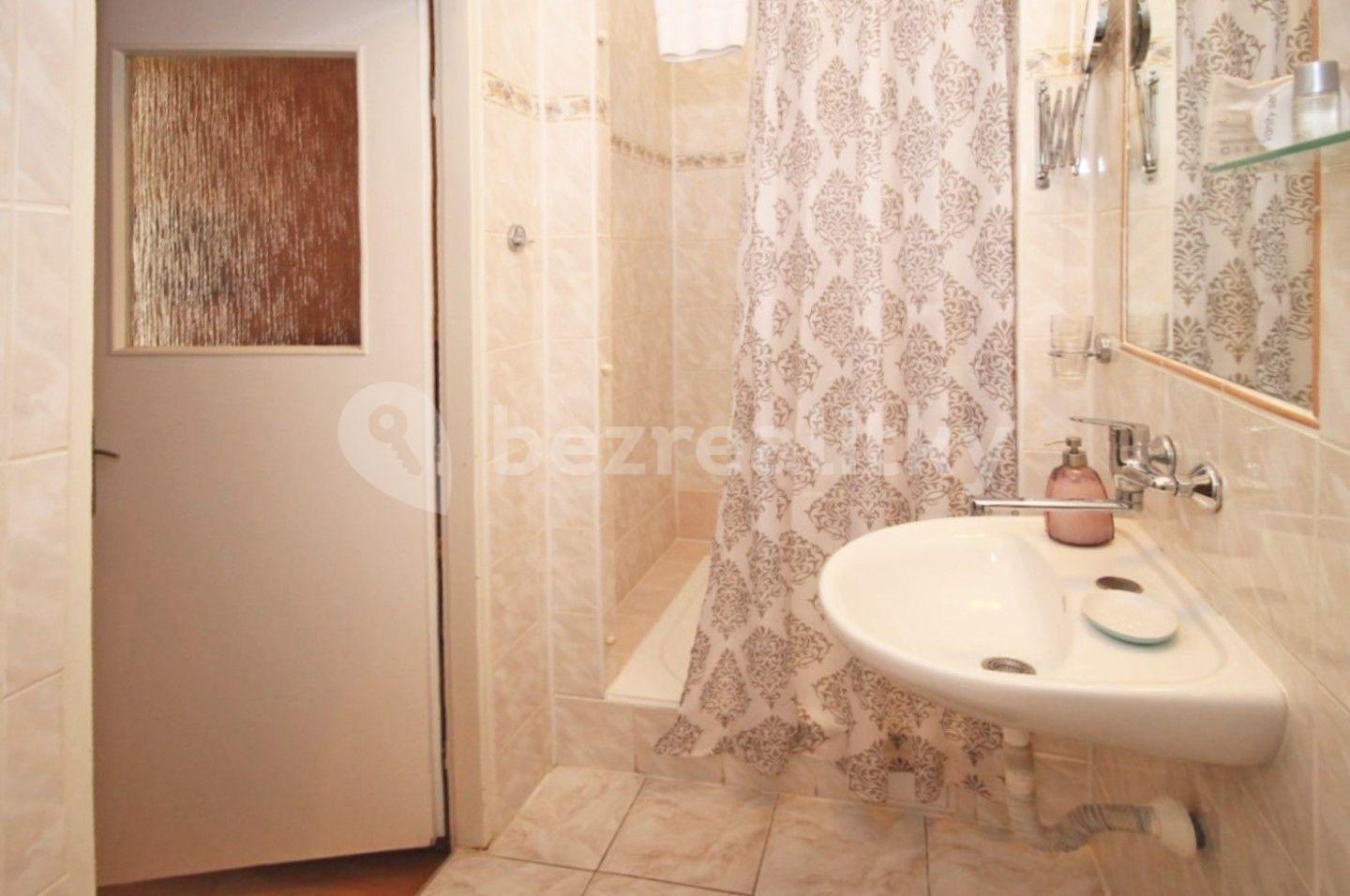 Predaj bytu 2-izbový 33 m², Vřídelní, Karlovy Vary, Karlovarský kraj