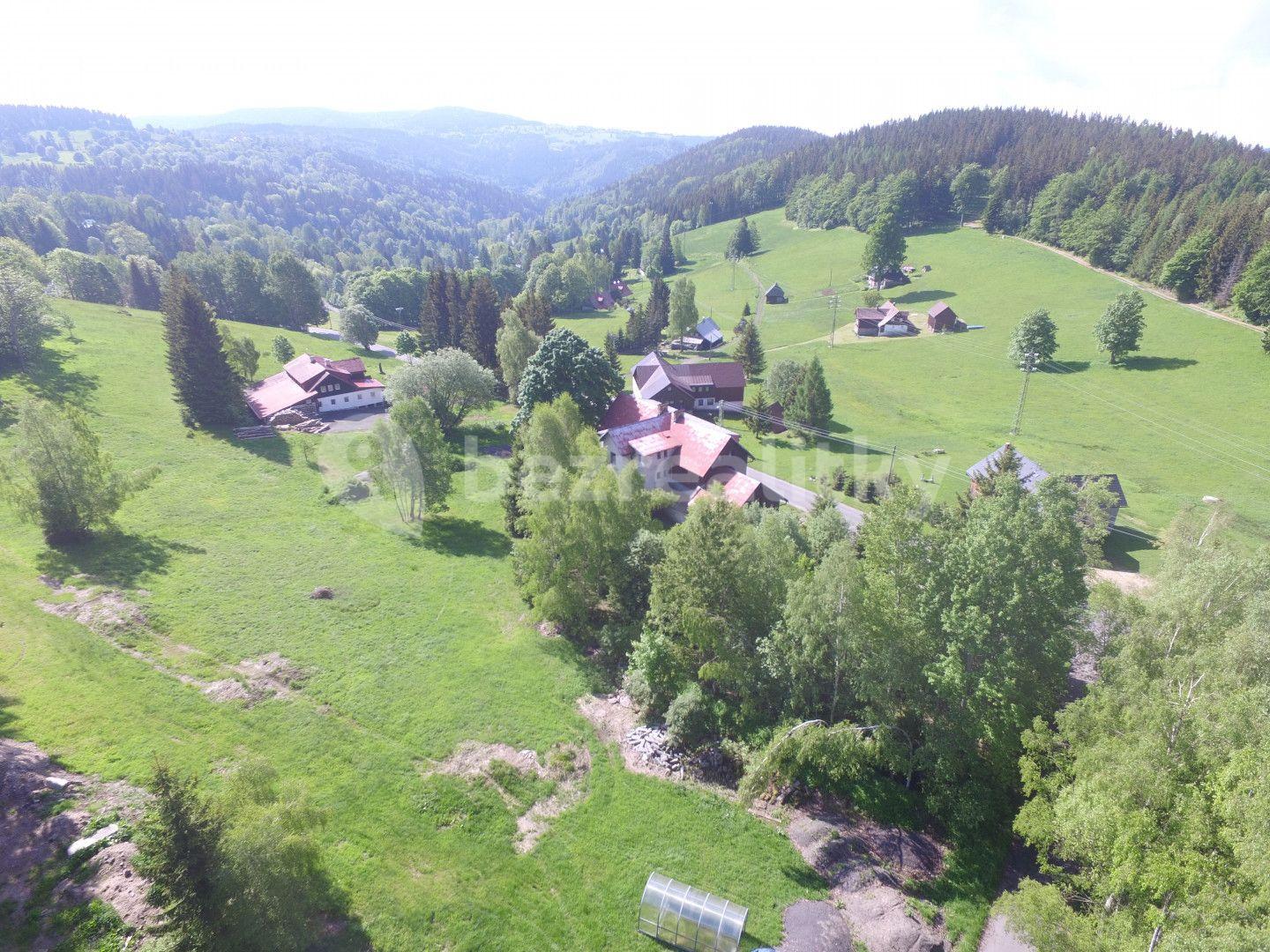 Predaj pozemku 982 m², Desná, Liberecký kraj