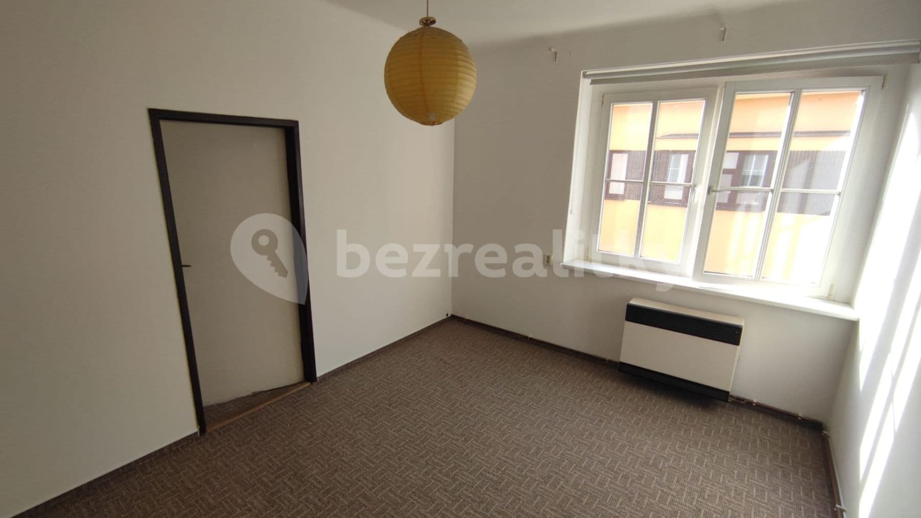 Prenájom bytu 2-izbový 43 m², Krále Jiřího, Český Brod, Středočeský kraj