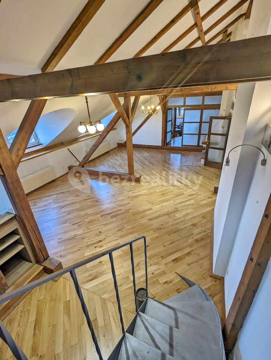 Prenájom bytu 308 m², Příběnická, Praha, Praha