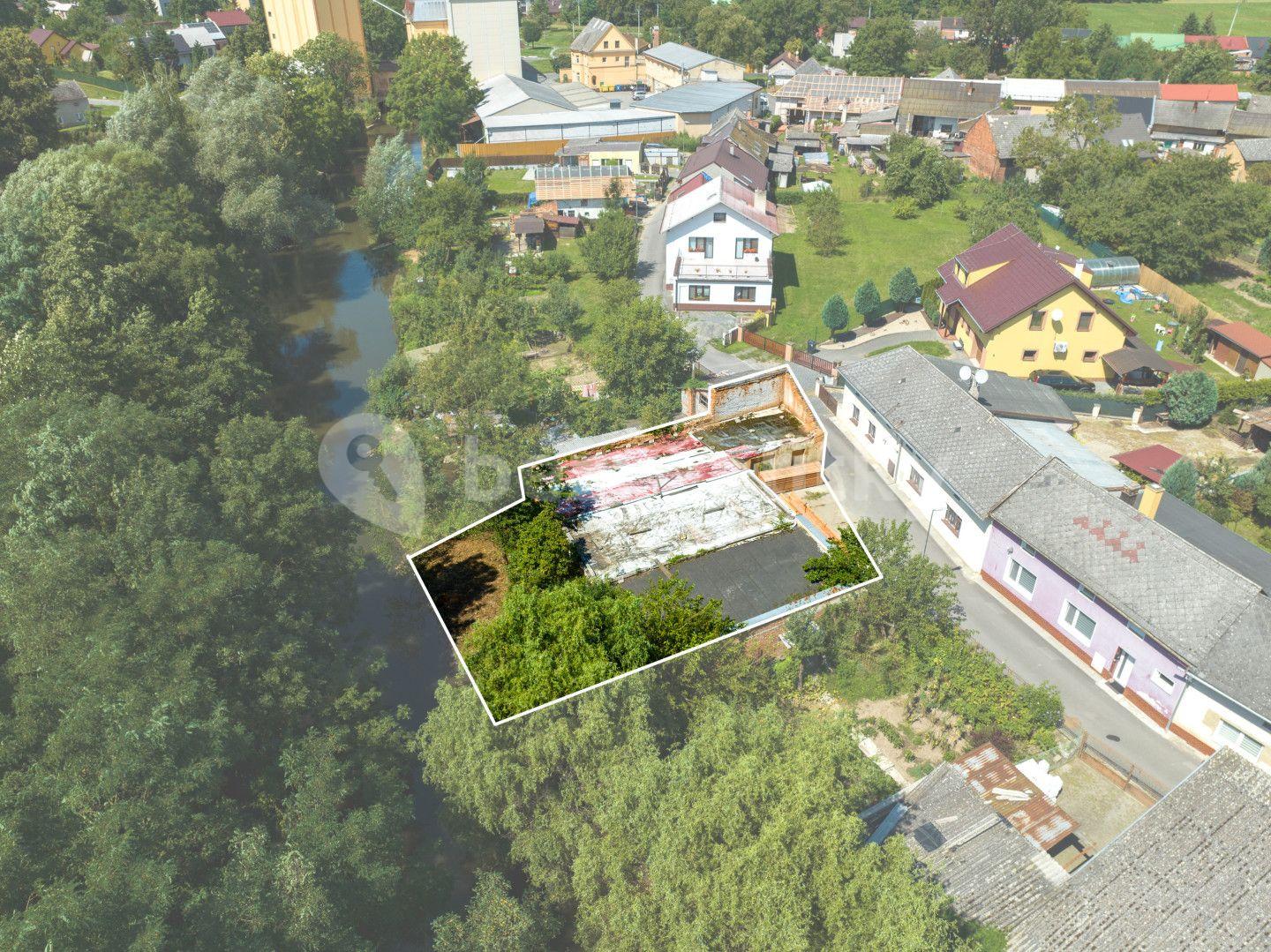 Predaj garáže 384 m², Věrovany, Olomoucký kraj