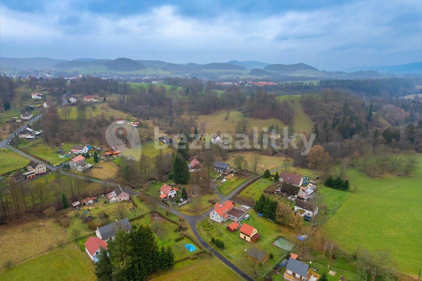 Predaj pozemku 2.242 m², Česká Kamenice, Ústecký kraj