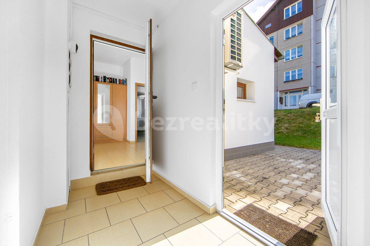 Predaj domu 92 m², pozemek 175 m², Srní, Plzeňský kraj