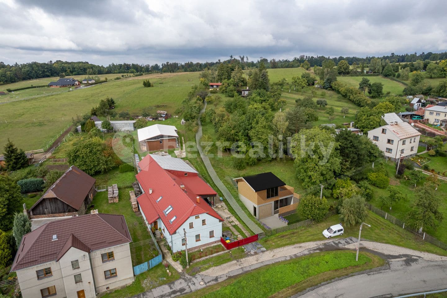 Predaj rekreačného objektu 42 m², pozemek 3.383 m², Dolany, Olomoucký kraj