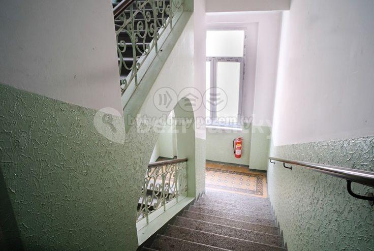 Predaj bytu 2-izbový 70 m², Vítězná, Karlovy Vary, Karlovarský kraj