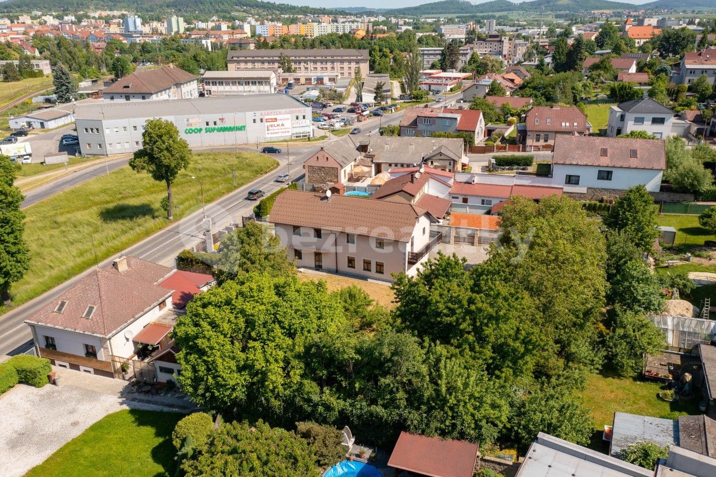 Predaj nebytového priestoru 1.980 m², Volyňská, Strakonice, Jihočeský kraj