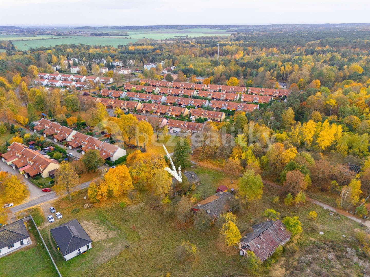 Predaj pozemku 1.028 m², Luštěnice, Středočeský kraj