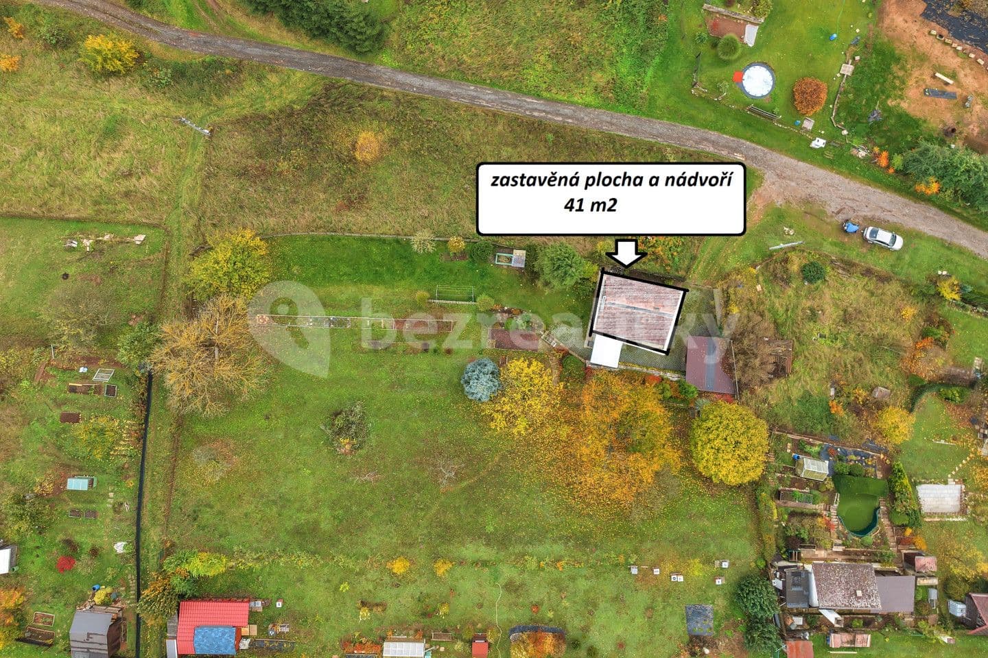 Predaj rekreačného objektu 76 m², pozemek 1.867 m², Úpice, Královéhradecký kraj