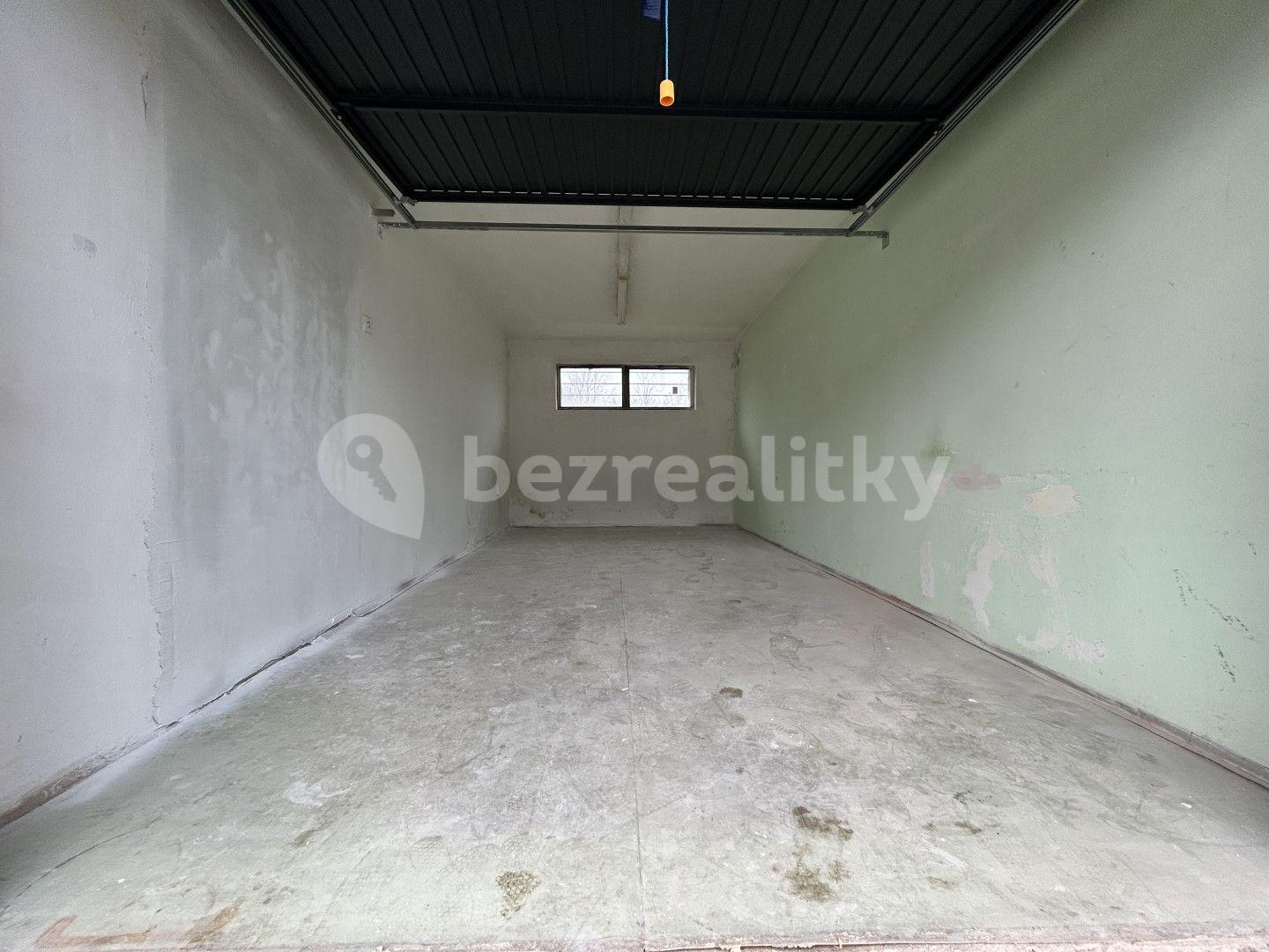 Predaj garáže 20 m², Most, Ústecký kraj