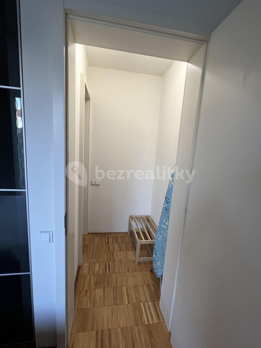 Prenájom bytu 2-izbový 49 m², Prokopova, Praha, Praha