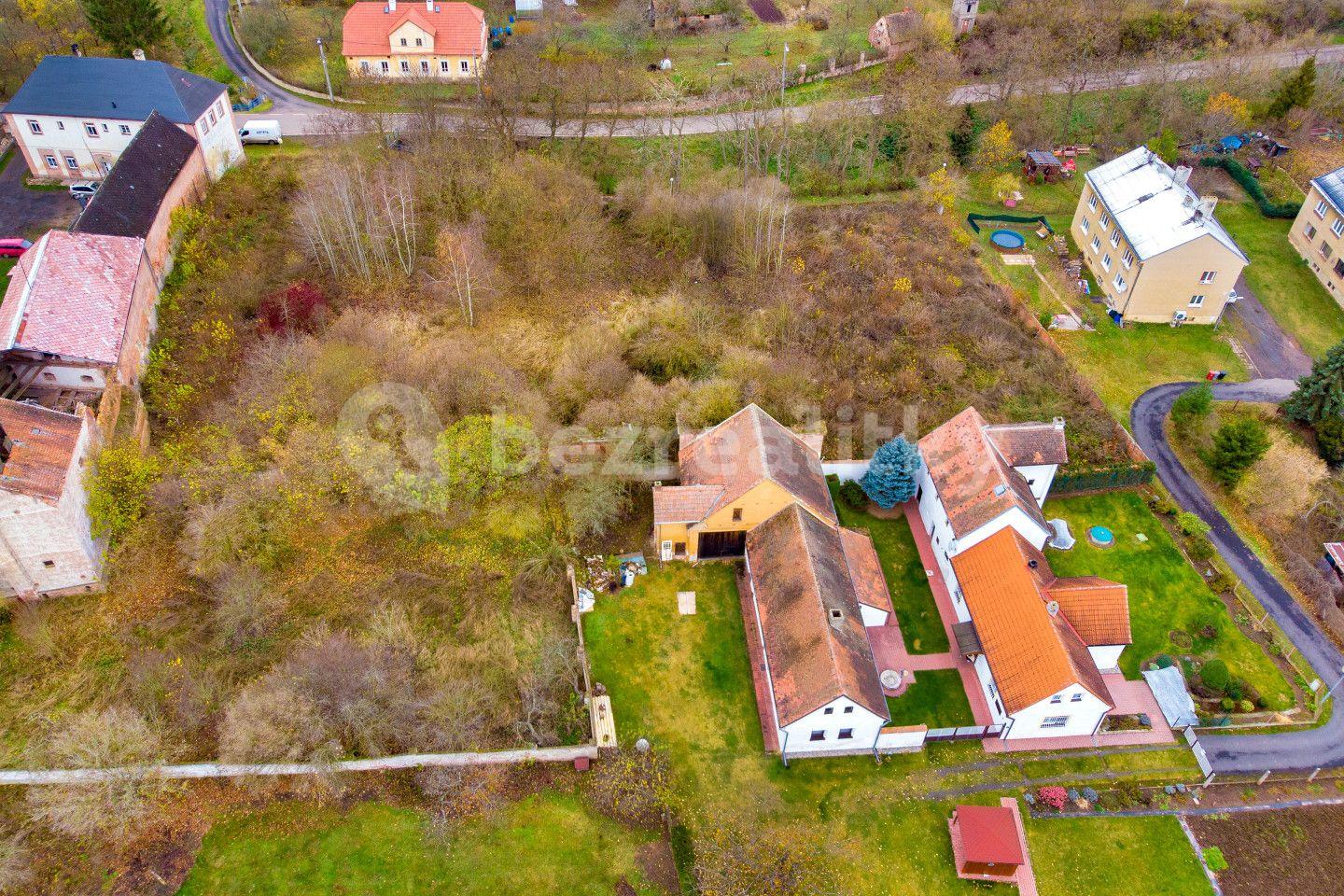 Predaj pozemku 1.561 m², Blšany, Ústecký kraj