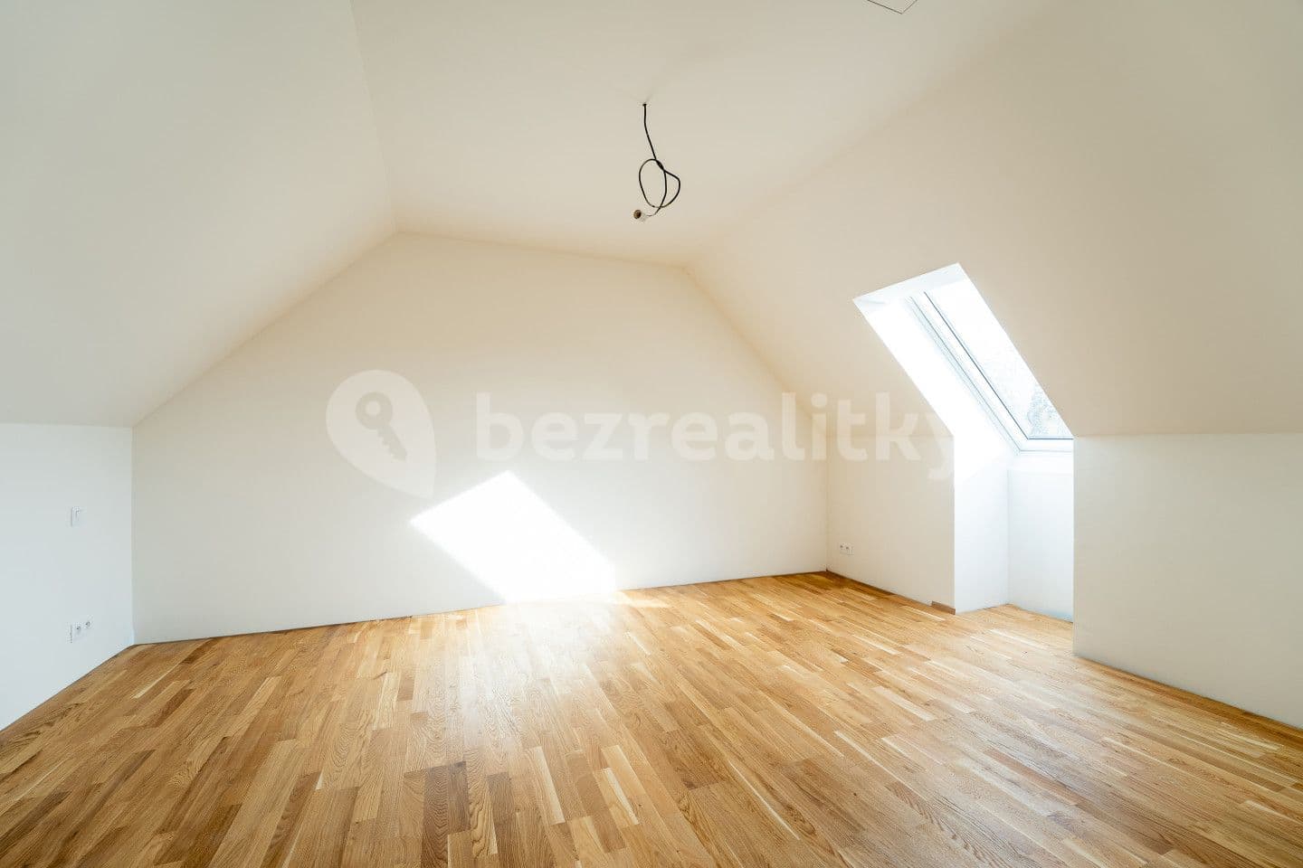 Predaj domu 226 m², pozemek 370 m², Praha, Praha