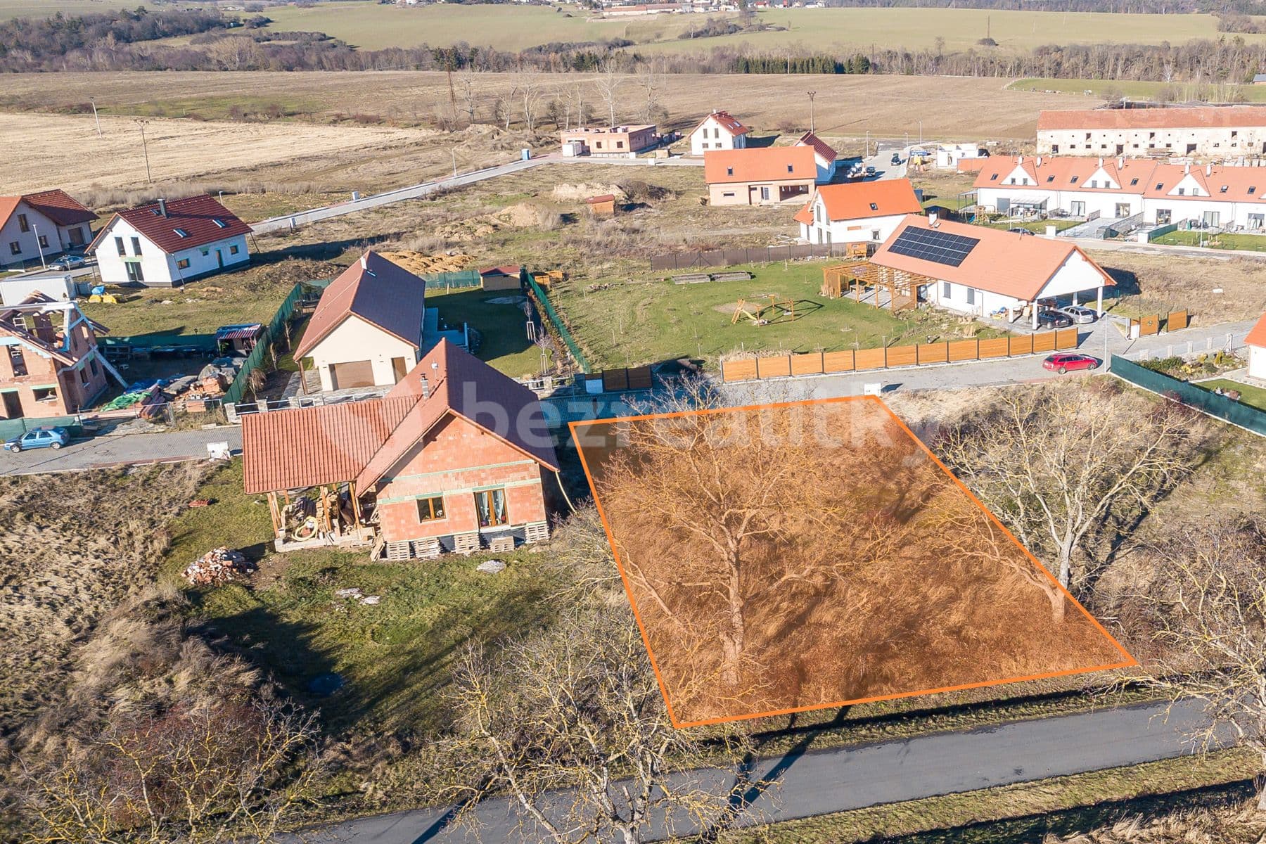 Predaj pozemku 989 m², Točník, Točník, Středočeský kraj