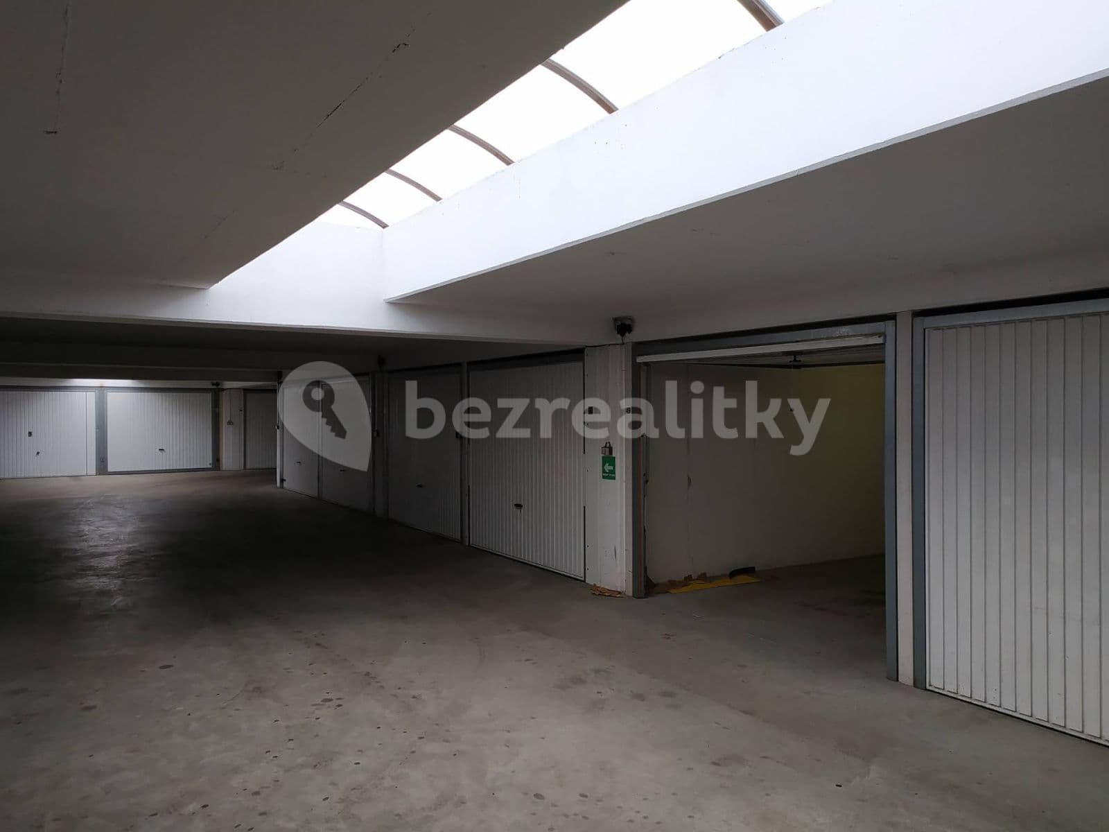 Predaj garáže 18 m², Jana Růžičky, Praha, Praha