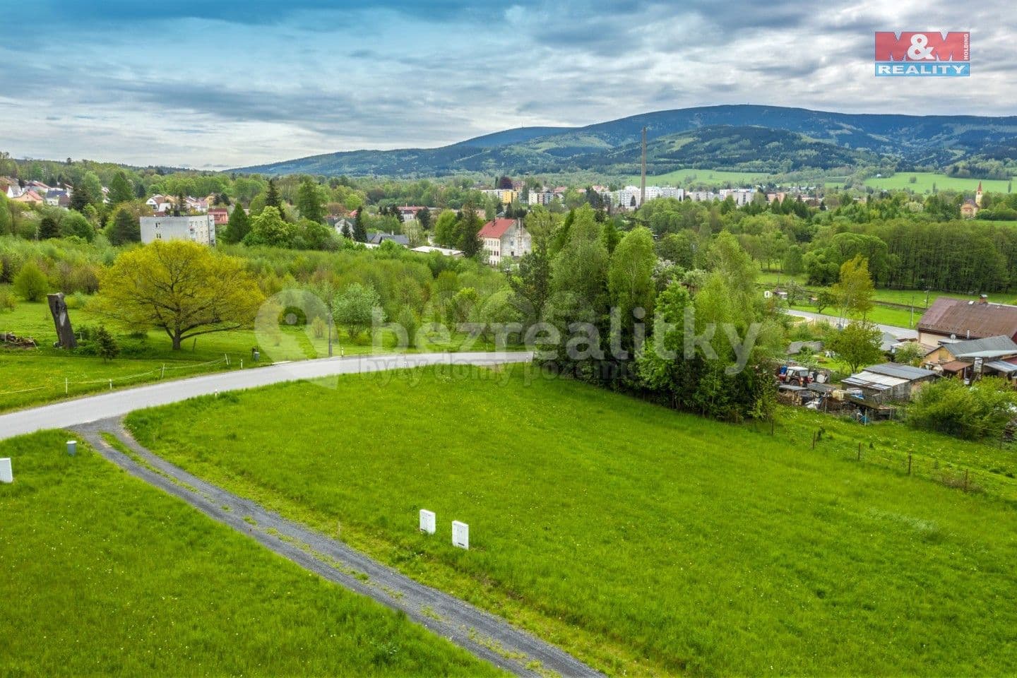 Predaj pozemku 1.229 m², Nové Město pod Smrkem, Liberecký kraj