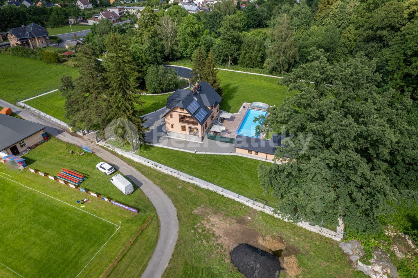 Predaj domu 450 m², pozemek 5.145 m², Hlavní, Mikulovice, Olomoucký kraj