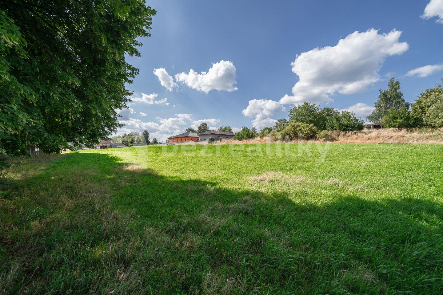 Predaj pozemku 2.577 m², Plesná, Karlovarský kraj