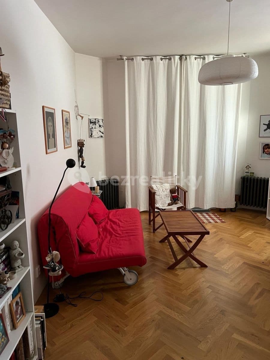 Prenájom bytu 1-izbový 35 m², Fráni Šrámka, Praha, Praha
