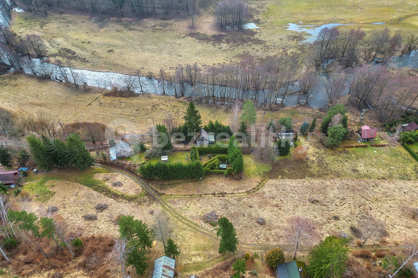 Predaj pozemku 400 m², Bojanov, Pardubický kraj