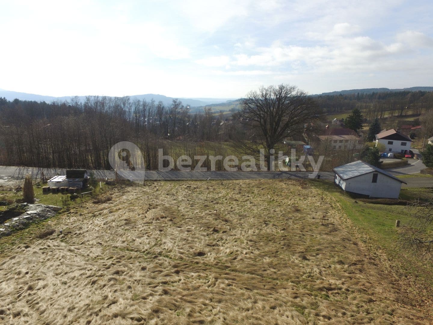 Predaj pozemku 1.317 m², Skuhrov, Liberecký kraj