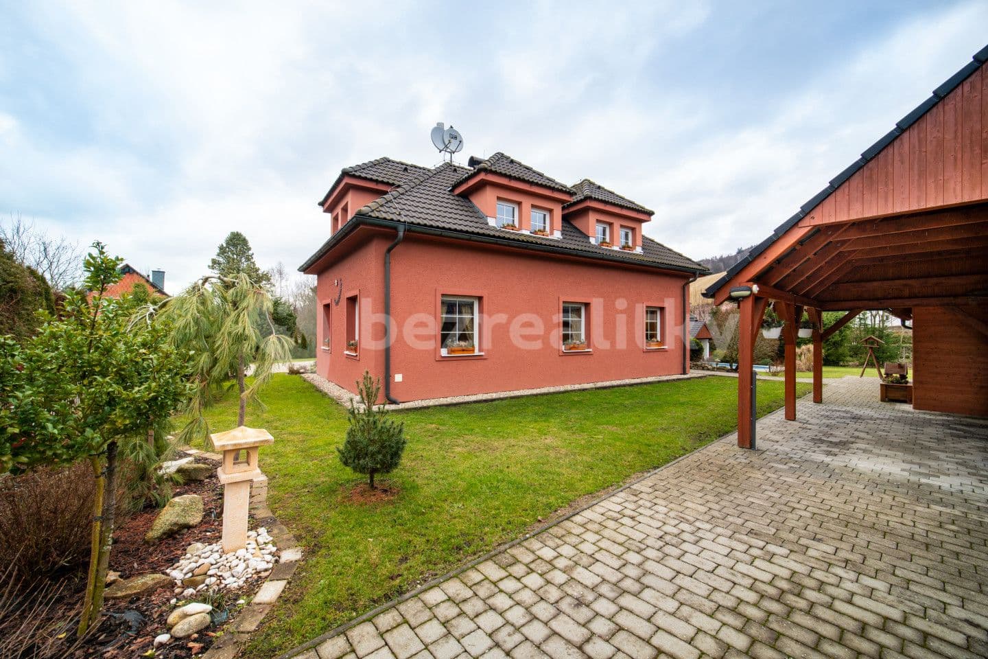 Predaj domu 210 m², pozemek 2.019 m², Sobotín, Olomoucký kraj