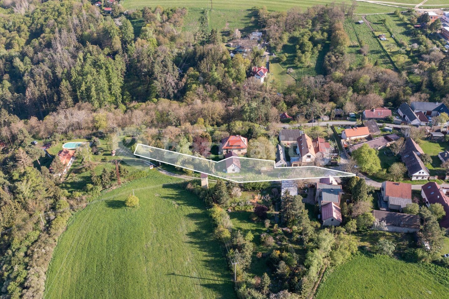 Predaj pozemku 1.184 m², Chyňava, Středočeský kraj