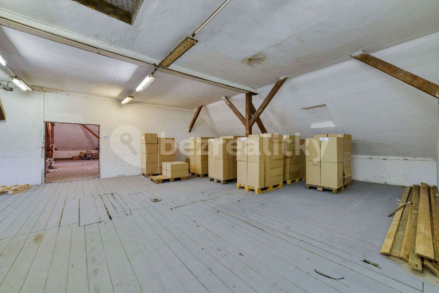 Predaj nebytového priestoru 1.317 m², Meinlova, Pernink, Karlovarský kraj