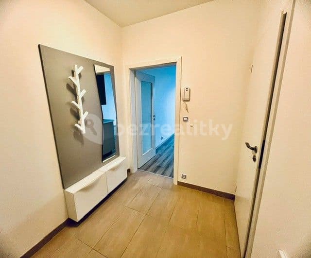 Predaj bytu 1-izbový 33 m², Modrého, Praha, Praha