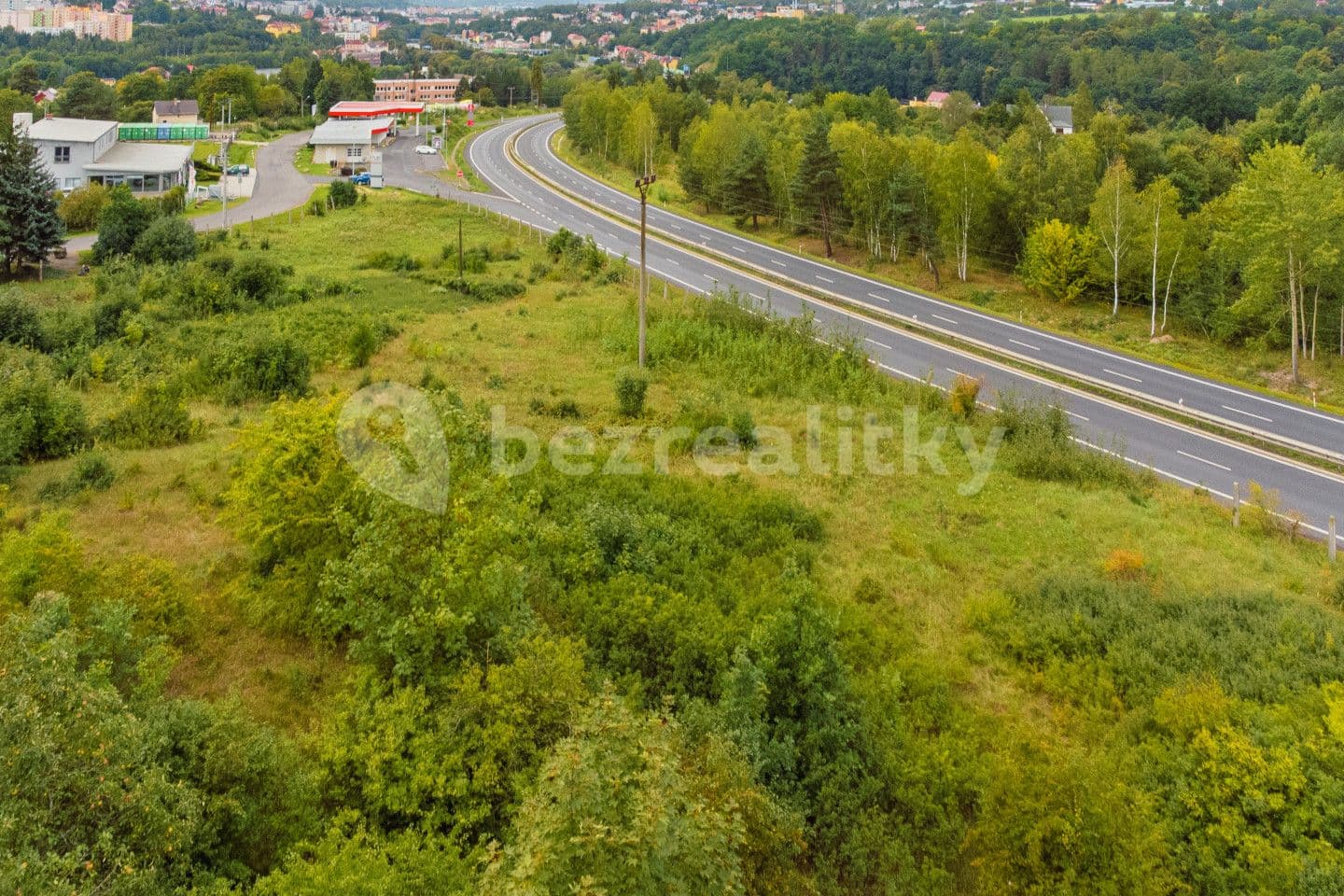 Predaj pozemku 4.612 m², Dalovice, Karlovarský kraj