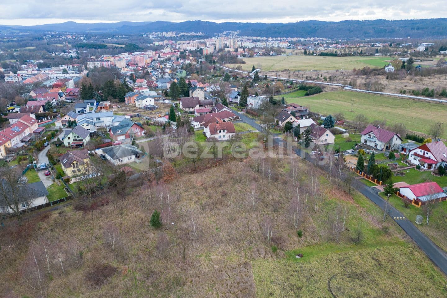 Predaj pozemku 3.459 m², Žižkova, Karlovy Vary, Karlovarský kraj
