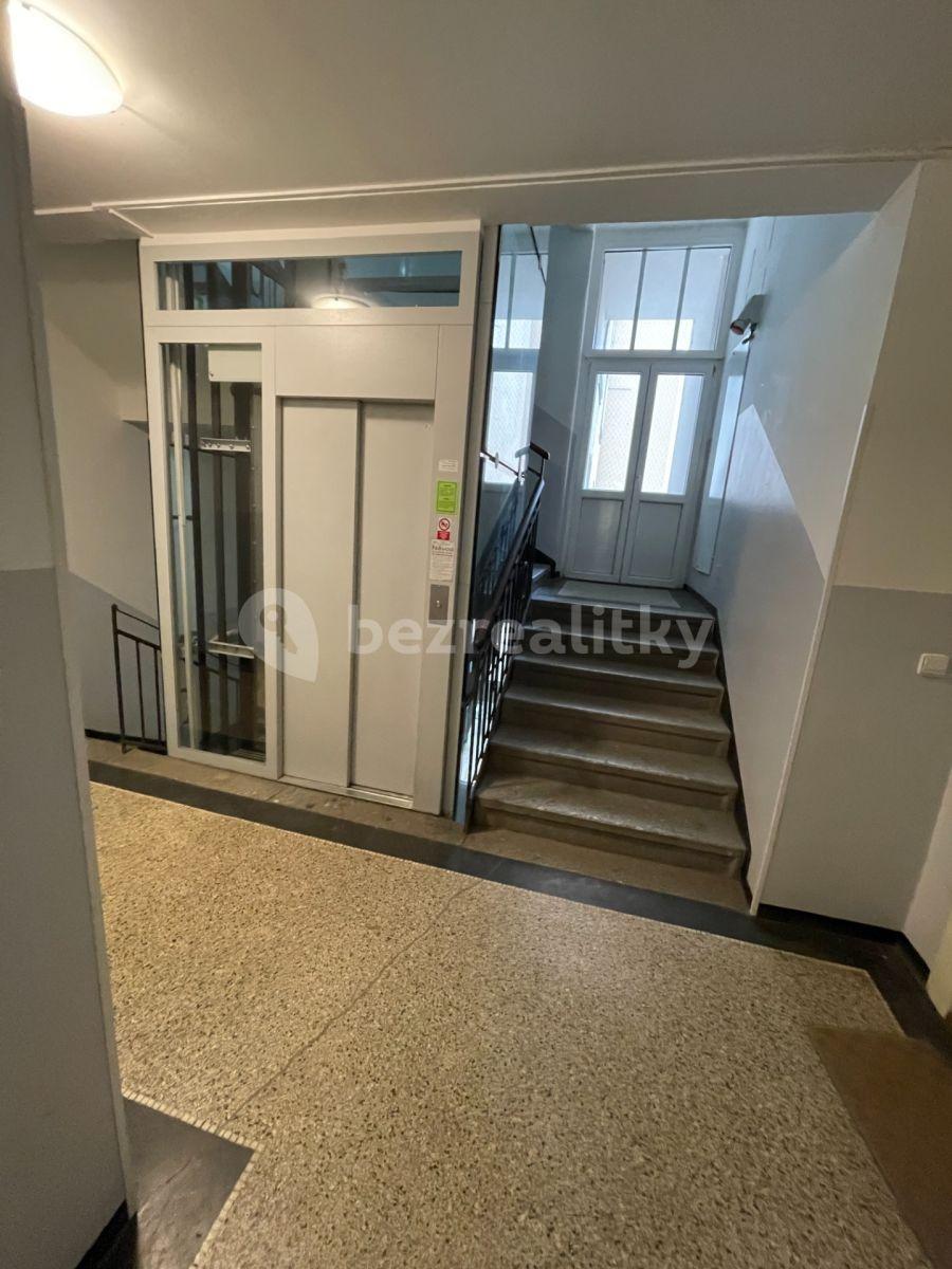 Predaj bytu 2-izbový 50 m², Biskupcova, Praha, Praha