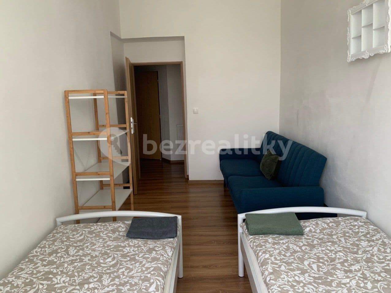 Prenájom bytu 2-izbový 65 m², Ruská, Teplice, Ústecký kraj