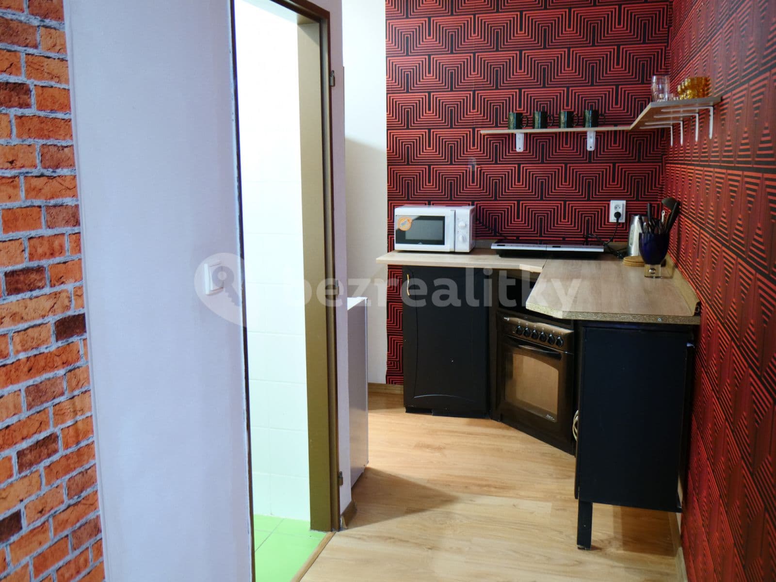 Prenájom bytu  42 m², Ruská, Teplice, Ústecký kraj