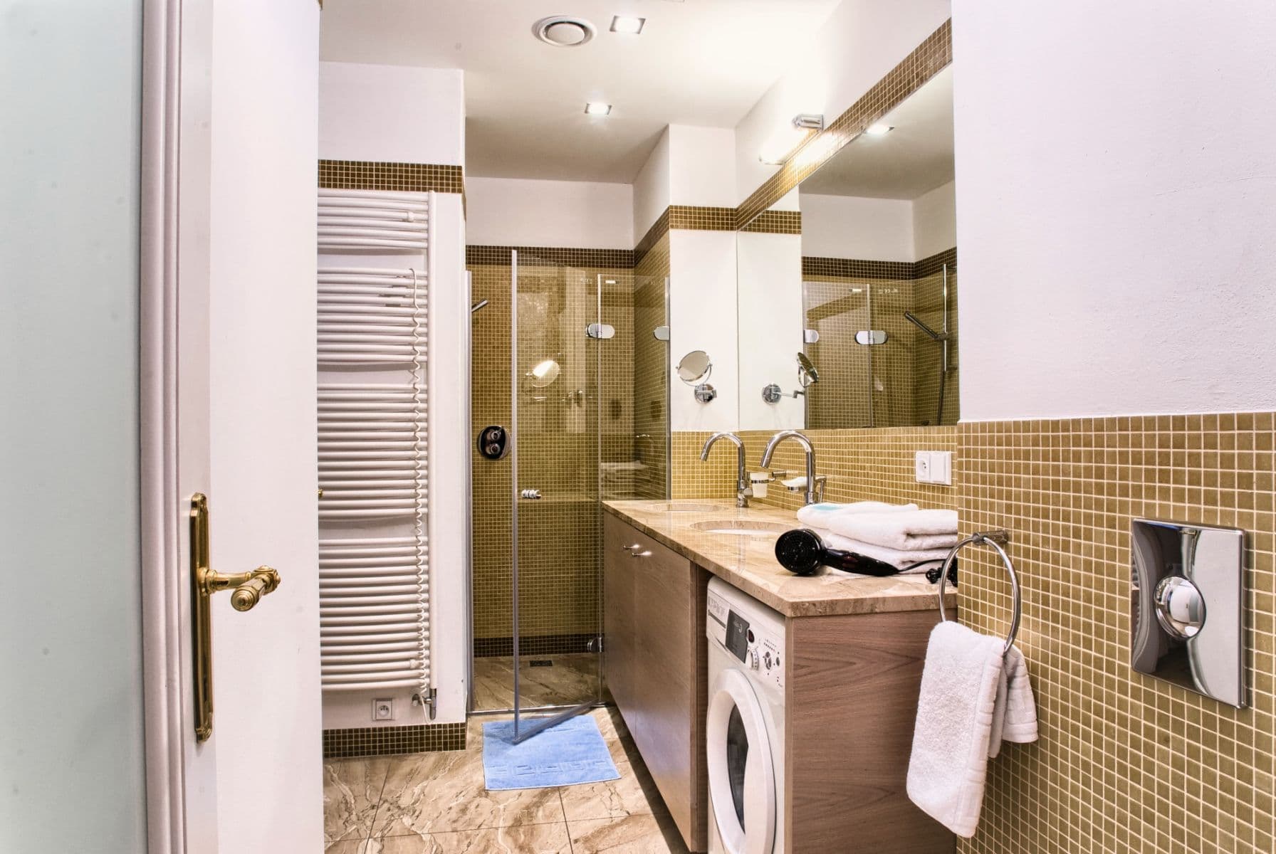 Prenájom bytu  72 m², Karoliny Světlé, Praha, Praha