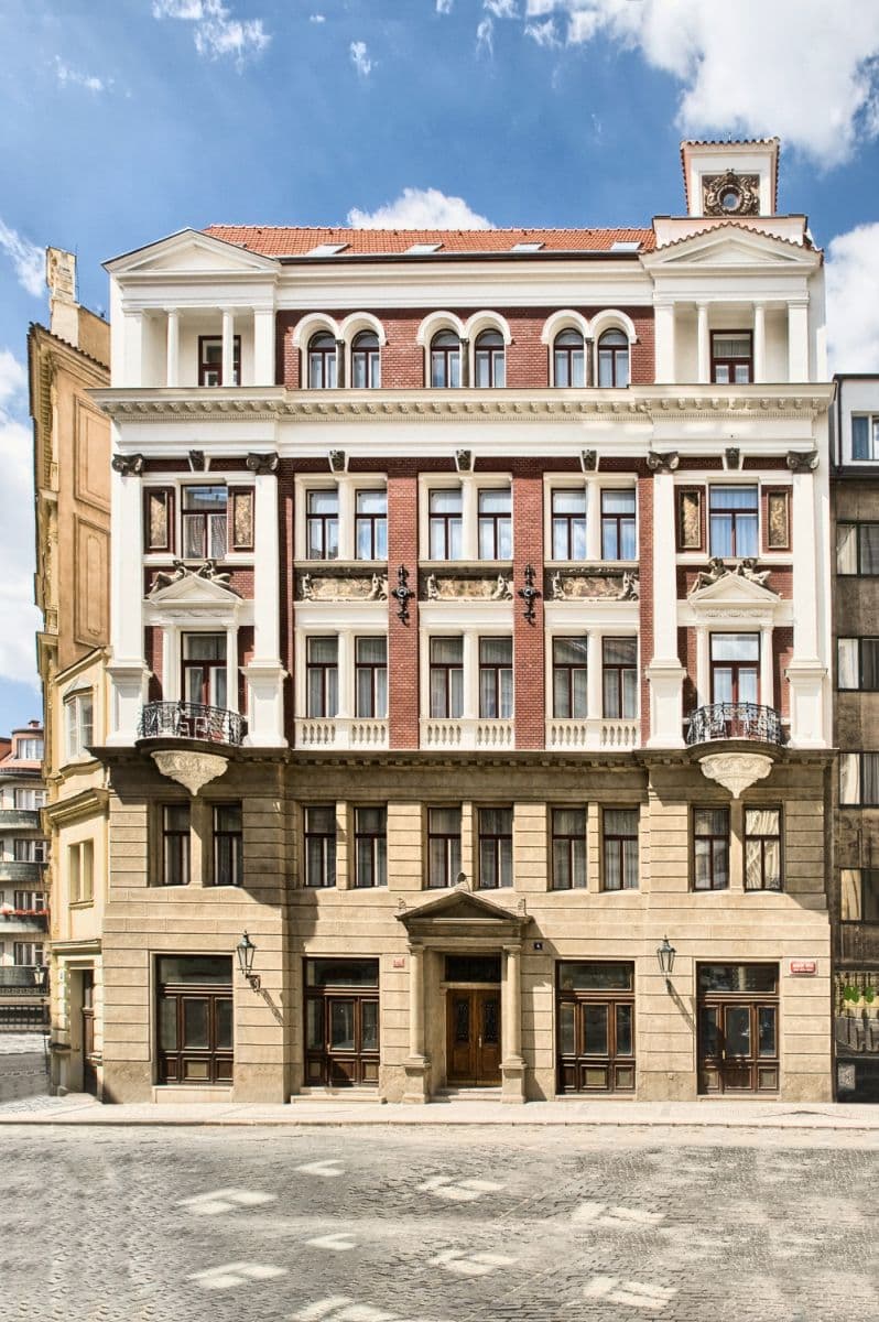 Prenájom bytu  72 m², Karoliny Světlé, Praha, Praha