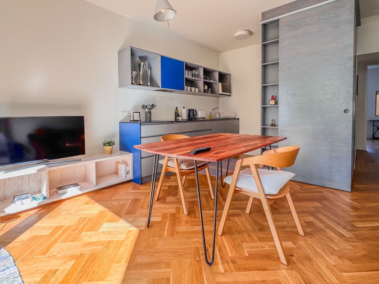 Prenájom bytu  45 m², Pod dvorem, Praha, Praha