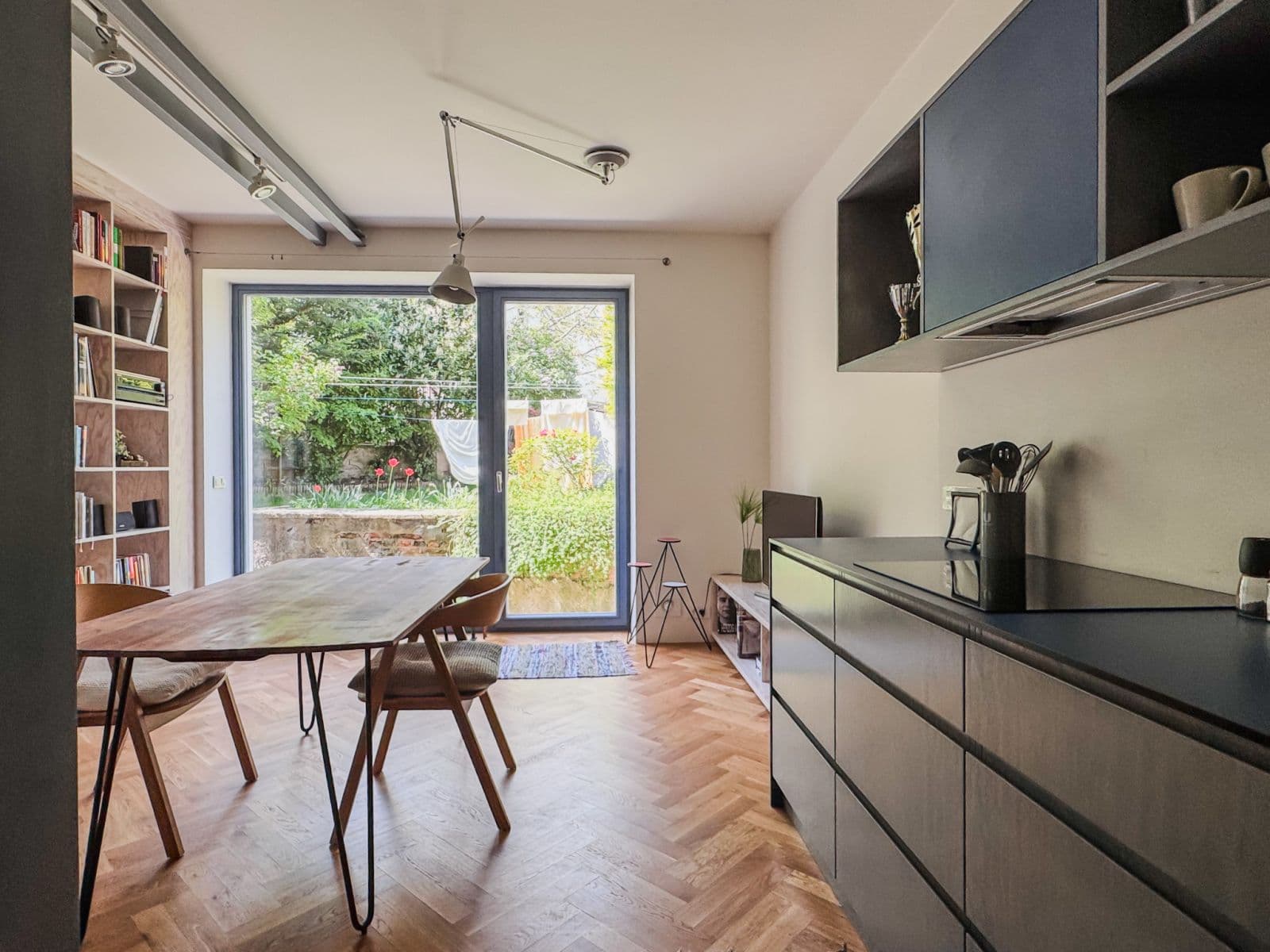 Prenájom bytu  45 m², Pod dvorem, Praha, Praha