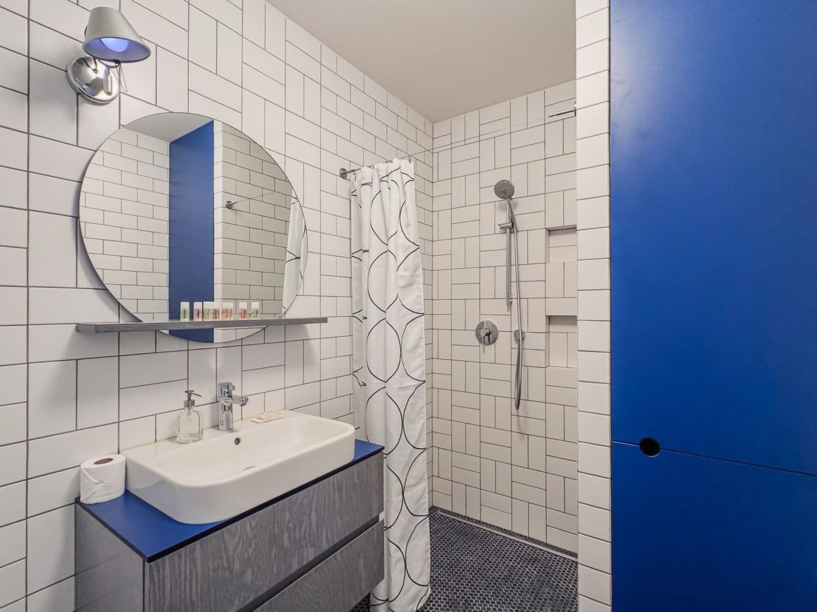 Prenájom bytu  45 m², Pod dvorem, Praha, Praha