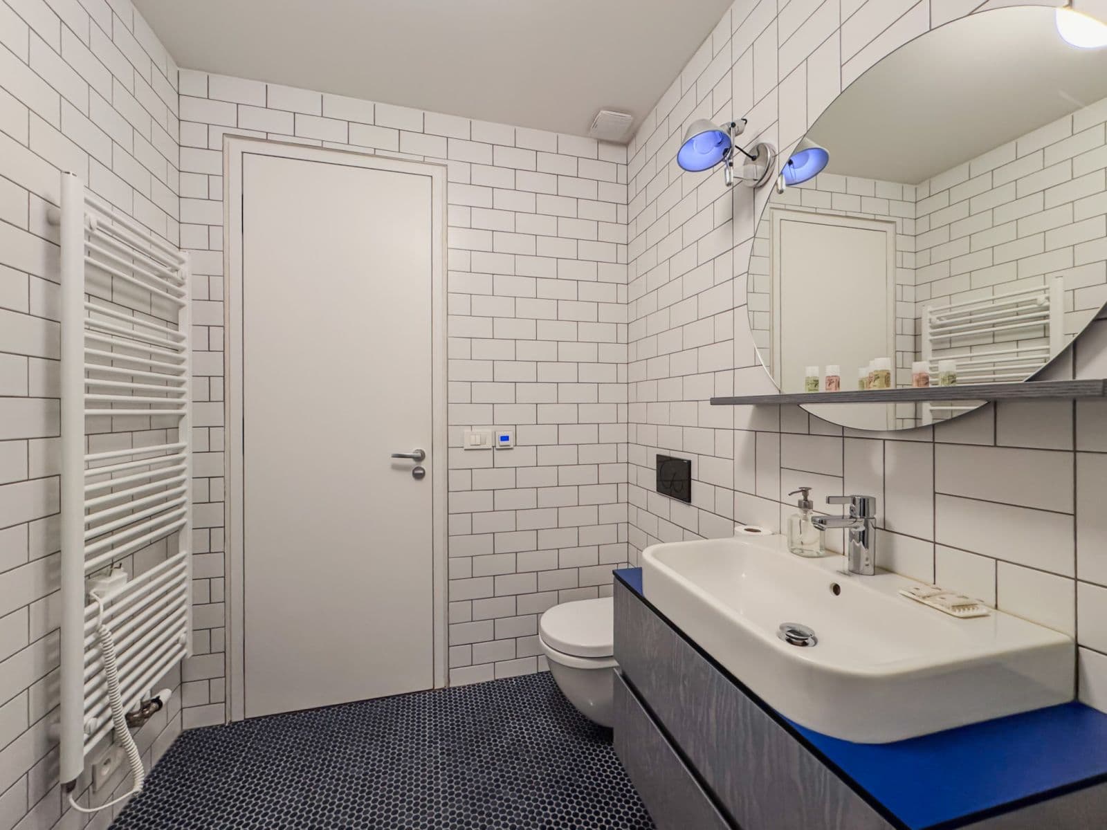 Prenájom bytu  45 m², Pod dvorem, Praha, Praha