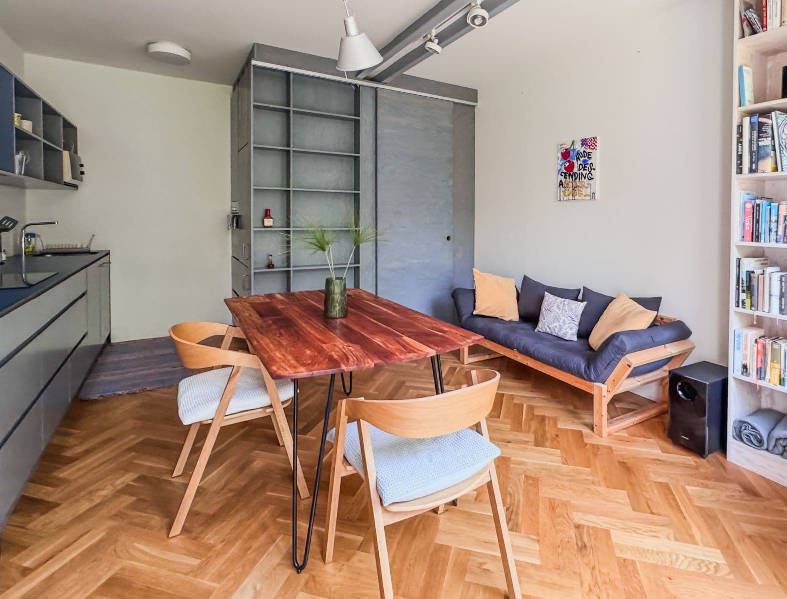 Prenájom bytu  45 m², Pod dvorem, Praha, Praha