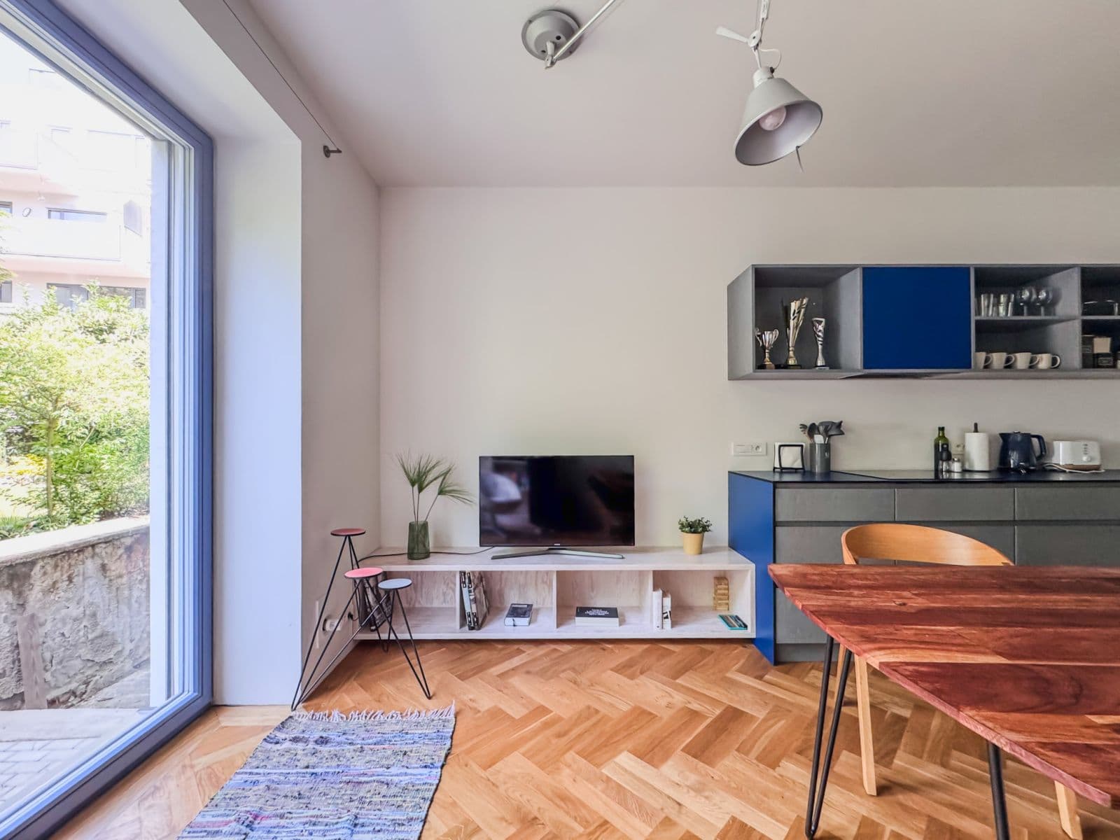 Prenájom bytu  45 m², Pod dvorem, Praha, Praha