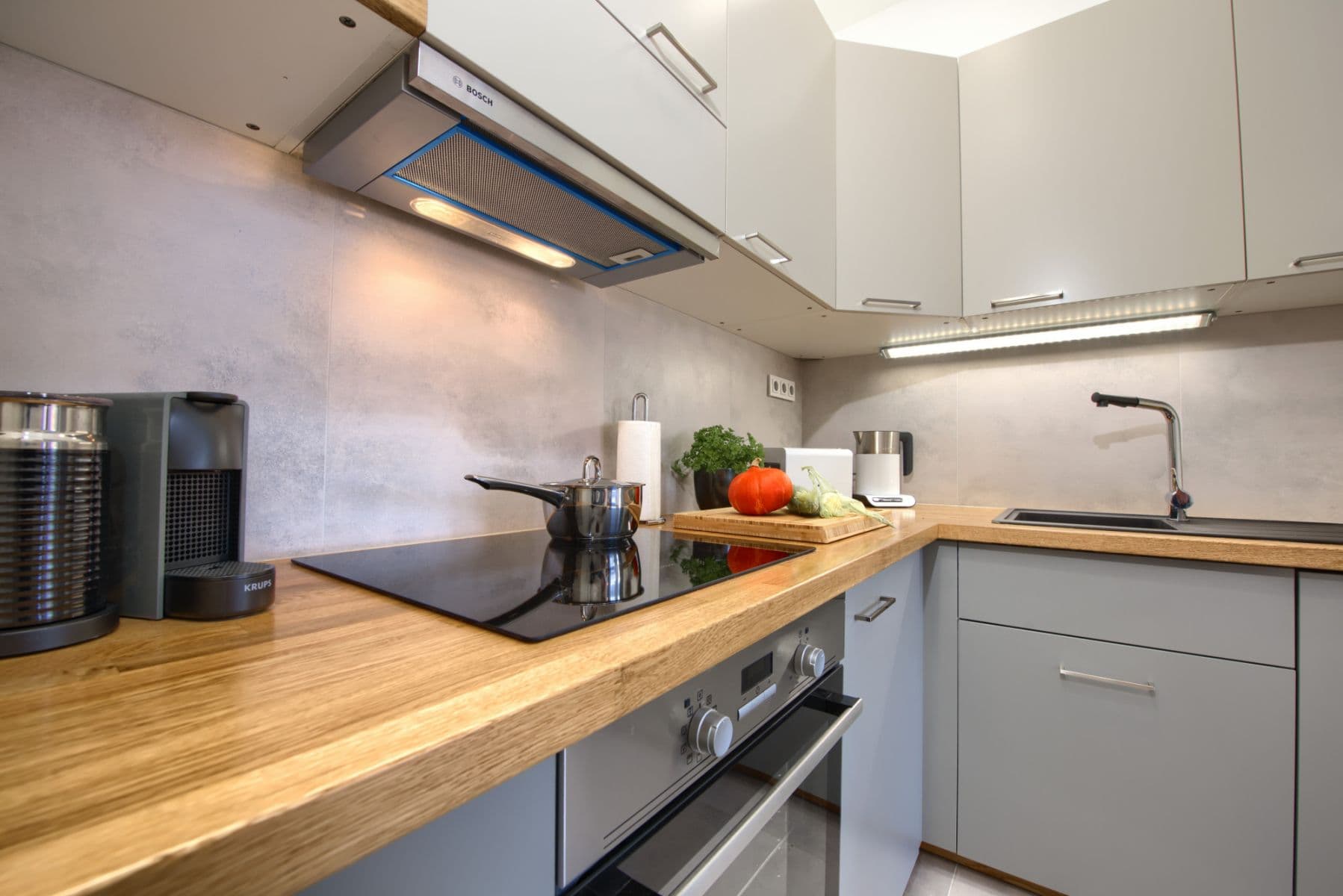 Prenájom bytu  65 m², Masná, Praha, Praha