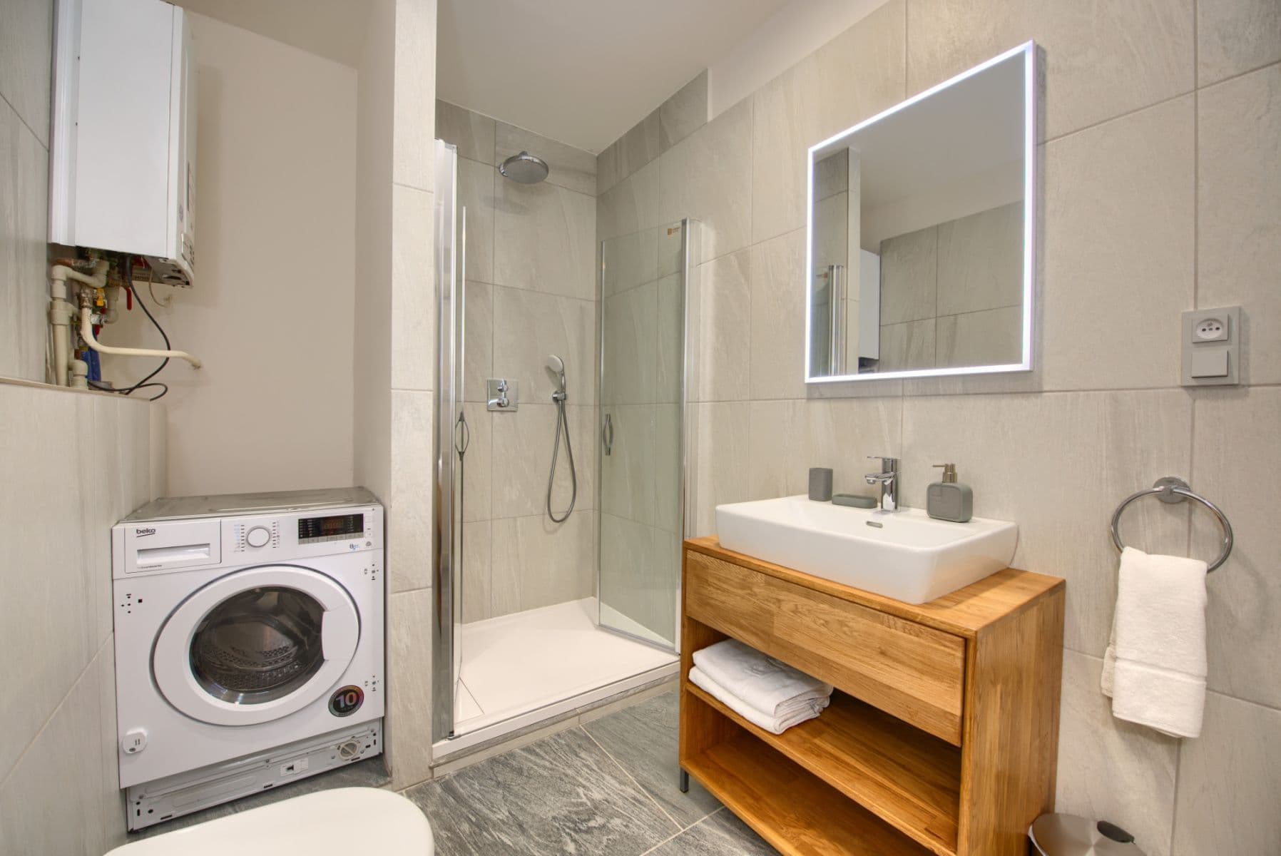 Prenájom bytu  43 m², Masná, Praha, Praha