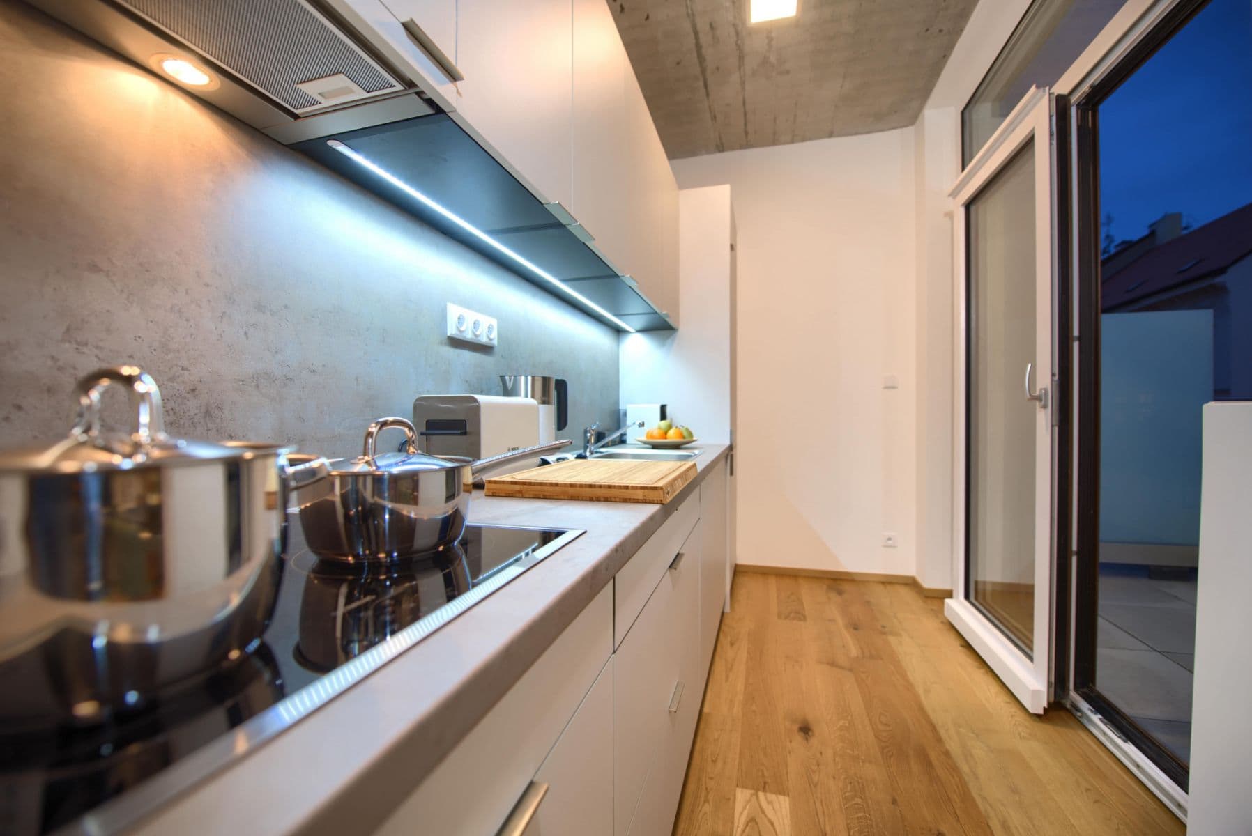 Prenájom bytu  50 m², Soukenická, Praha, Praha