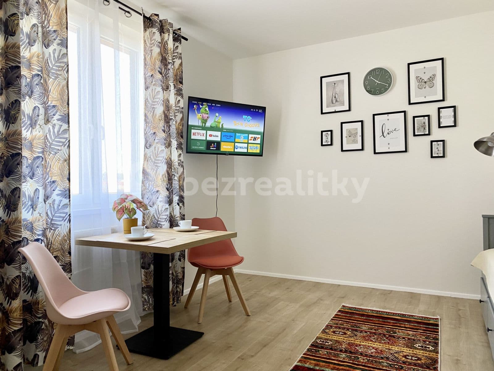 Prenájom bytu 1-izbový 26 m², Freyova Rezidence Eliška, Praha, Praha