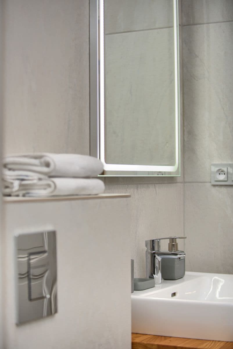 Prenájom bytu  46 m², Masná, Praha, Praha