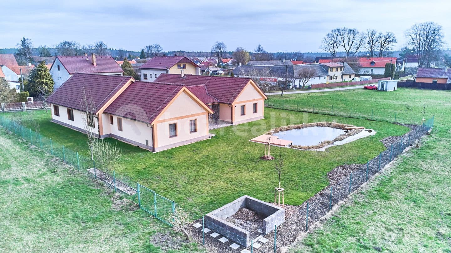 Predaj domu 249 m², pozemek 1.987 m², Novosedly nad Nežárkou, Jihočeský kraj