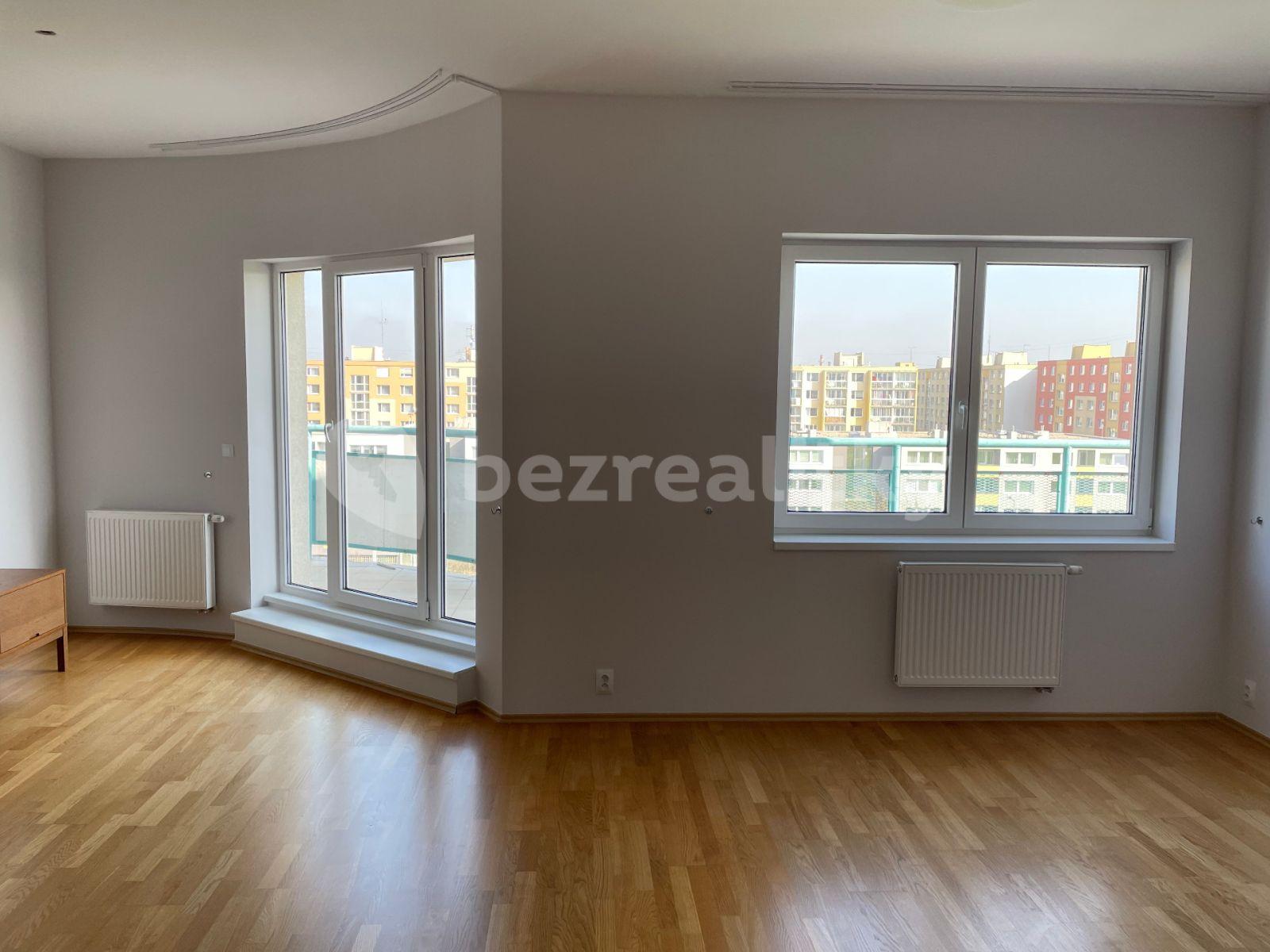 Prenájom bytu 3-izbový 85 m², Tupolevova, Praha, Praha