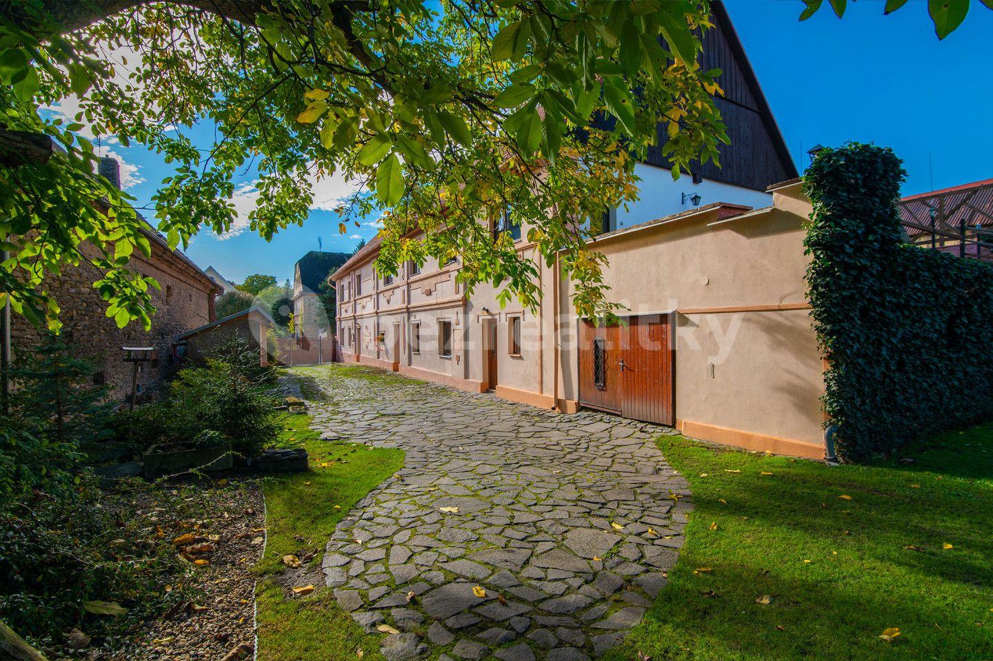 Predaj domu 450 m², pozemek 5.746 m², Chotiněves, Ústecký kraj